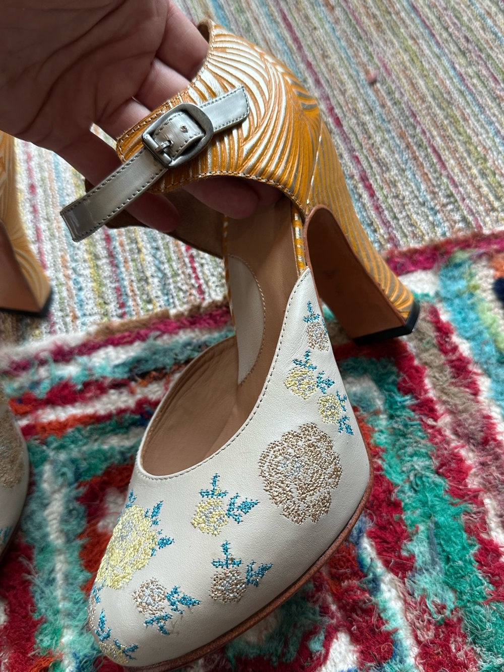 SOLD!! Fluevog NEARLY NEW W BOX Miracles Flora embroidered MJ platform heel-8 - Picture 11 of 16